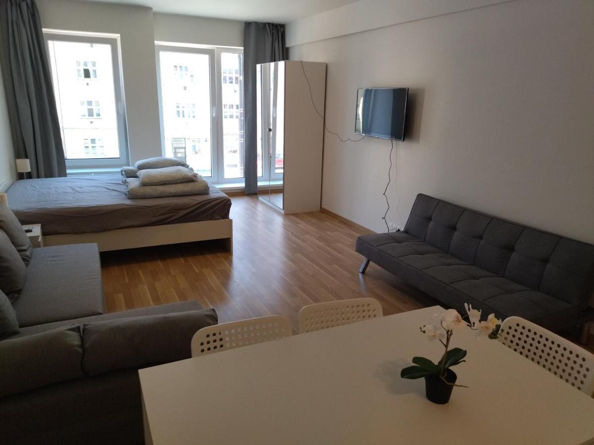 Brand New Two Room Apartment #34 With Free Secure Parking In The Center Praga Zewnętrze zdjęcie